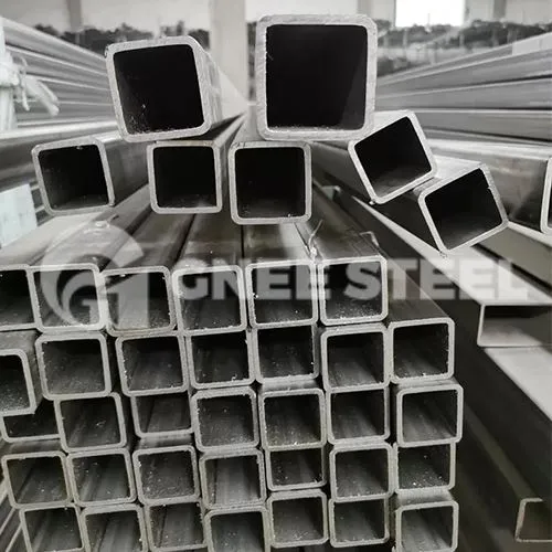 আউটডোর গ্যালভানাইজড ছিদ্রযুক্ত স্টিল স্কয়ার রোড ট্র্যাফিক সুরক্ষা ইস্পাত স্কোয়ার